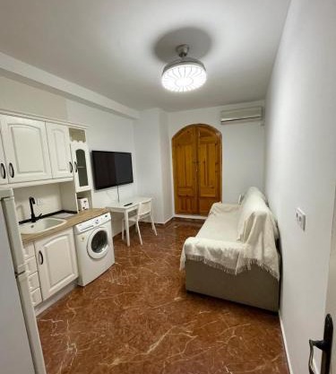 Bernardo López con opción a parking