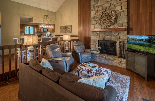 Best at Chetola 3BR Condo w/access to Heated Indoor Pool & Fitness Center