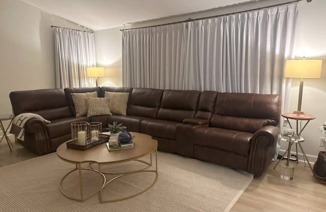 Best Game Weekend Location! Walk to the Game! Recently Remodeled 3BR with 4 Beds