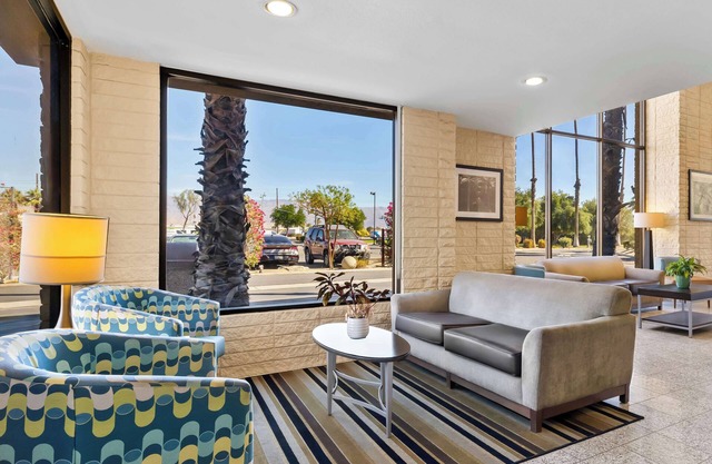 Best Western Date Tree Hotel
