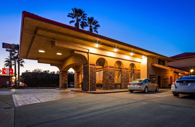 Best Western Plus Executive Inn & Suites