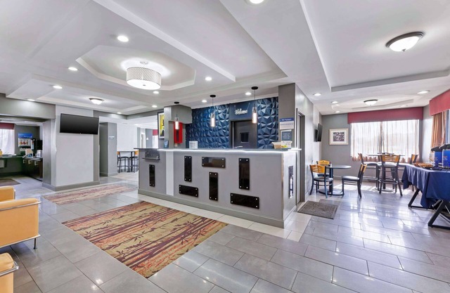 Best Western The Inn At Rochester Airport