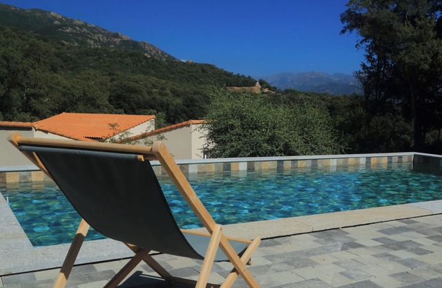 Between sea and mountains, find peace and quiet in one of our villas