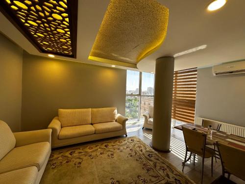 BEYAZ SUiTES