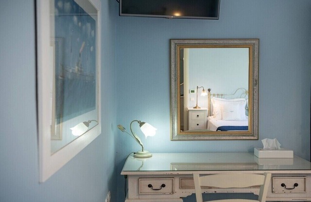 BH309 - C - Room Hydra