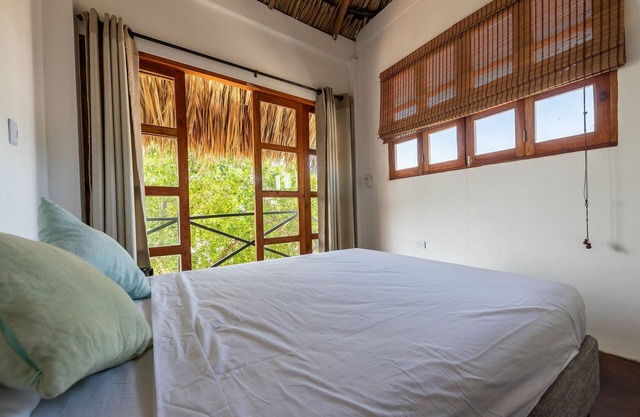 Bhakti Room /Pool/Wifi/Near Ocean