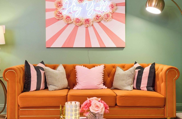 Big Groups! Walk to River Street, Bars, and Shopping