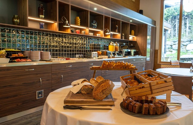 Big Sky Hotel & Spa