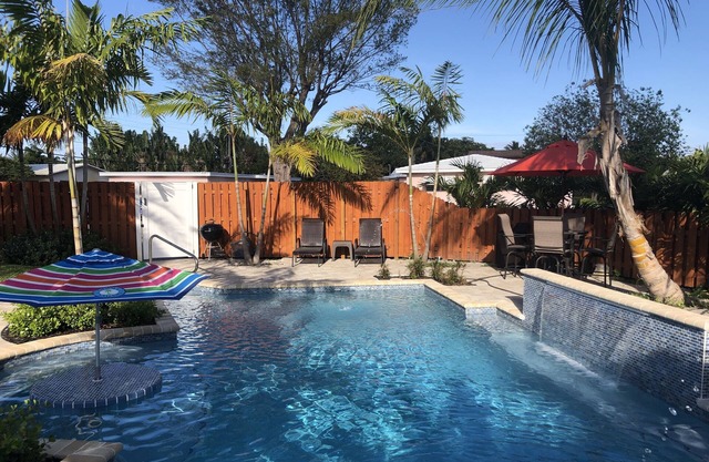 Billy's Resort-Clothing Optional- Male Only