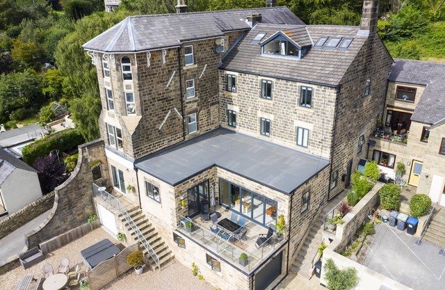 Birds Nest, Romantic getaway with stunning views