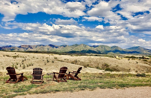 Birdsong: Casita and Cottage + Yoga/Bonus Room