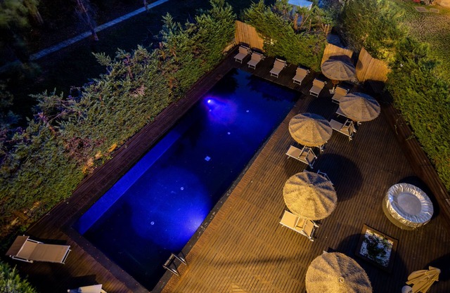Black Hotel