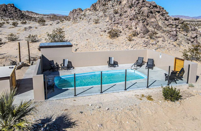 Black Star Oasis: a 15 Acre Private Escape