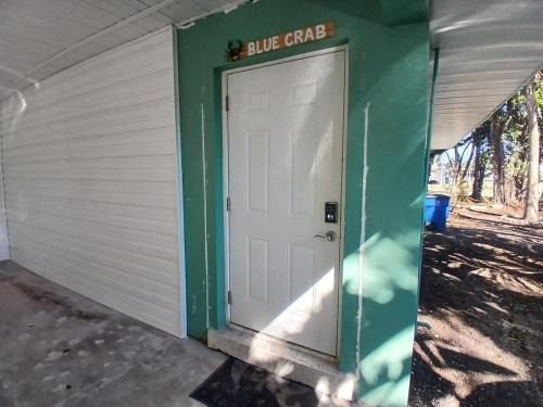 Blue Crab Dock On Gulf Canal Front Close 2 Beach Restaurants