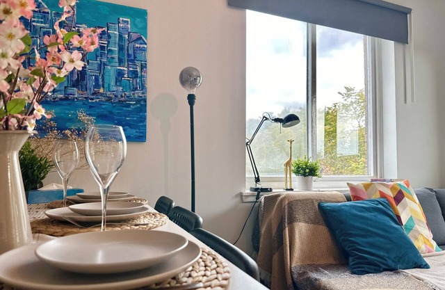 "Blue dreams" stay near Glasgow city