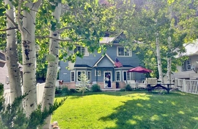 Blue Haven 5BR/3.5BA - Smaller Group Discounts Available!