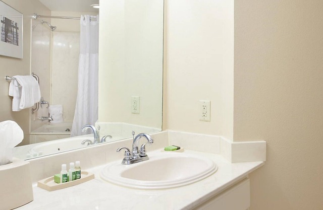 Bluegreen SeaGlass Tower, 1 Bedroom Standard Condo, Free WiFi and Parking