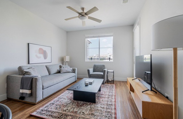 Blueground | Carmel Valley, pool, nr Torrey Pines