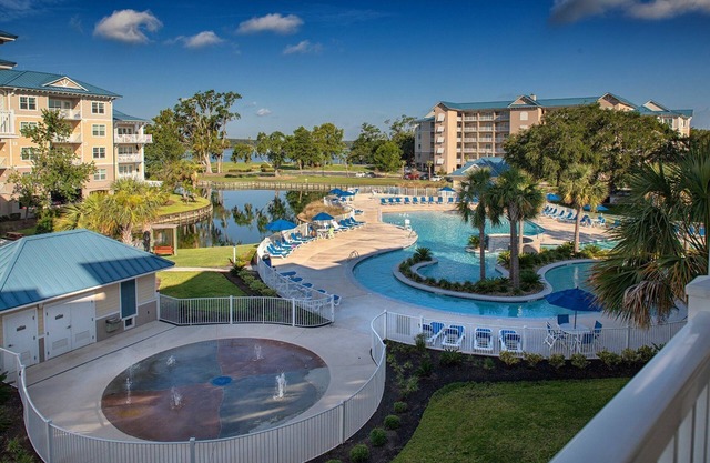 Bluewater Resort & Marina - Hilton Head, SC - Premier Resort