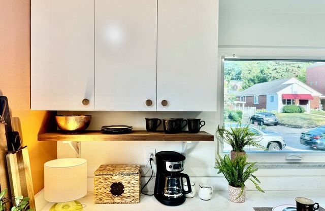 Bohemian Bungalow "A Big City Hideaway"