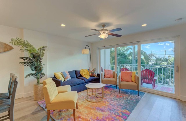 Boho Condo 3/3 Heated pool