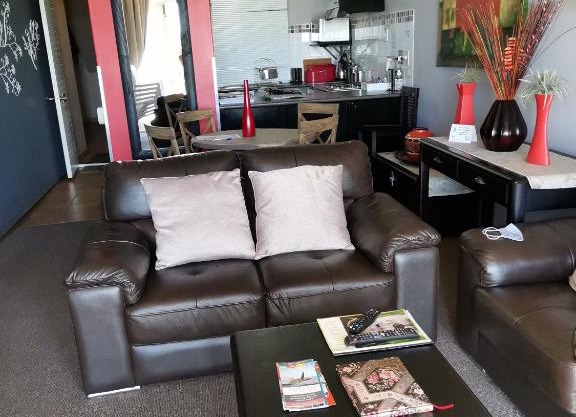 Bomela Properties - Brooke's Hill Suites