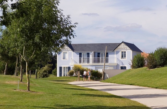 Bon marché ! Maison avec terrasse privée | + Golf