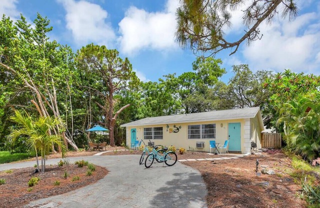 Bonita Springs Beach Escape unit 83