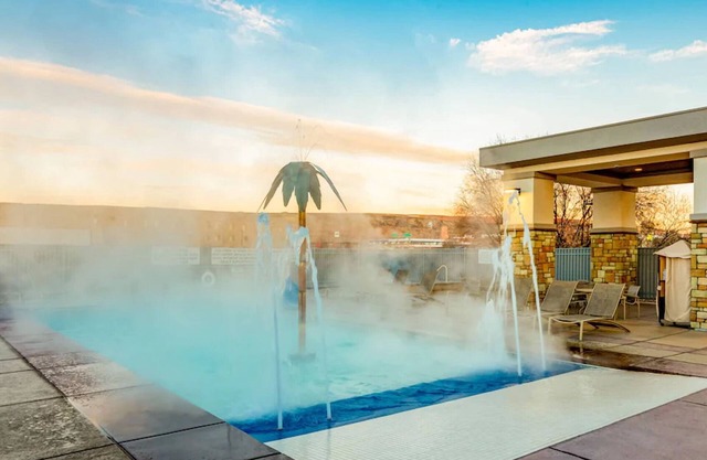 Book 2 Stylish Units – The Perfect St. George Stay!