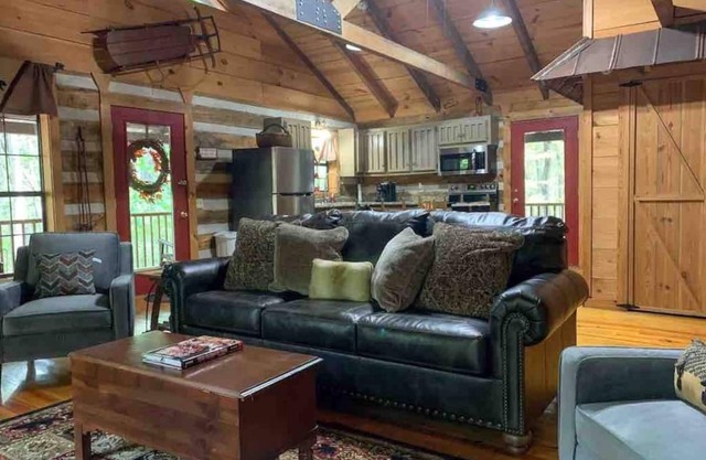 Book Fall Now+Cabin+HotTub+Pet+GR8Coffee+NEW Bath