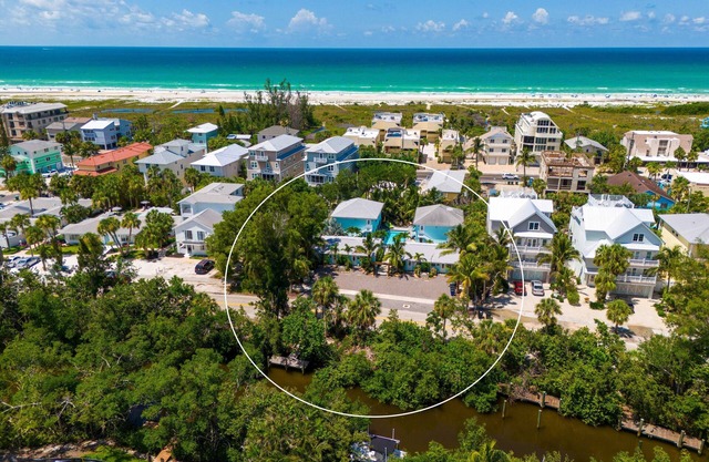 🦩Book Me Baby! Wildflower Inn Siesta Key #3 Orchid🦩