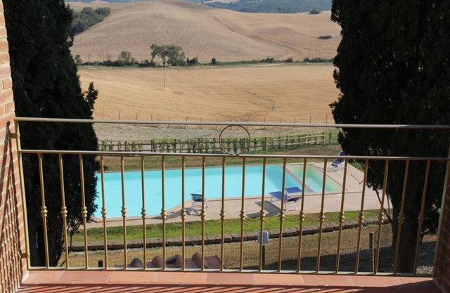 Borgo del Silenzio - Olivo one-bedroom apartment with private terrace