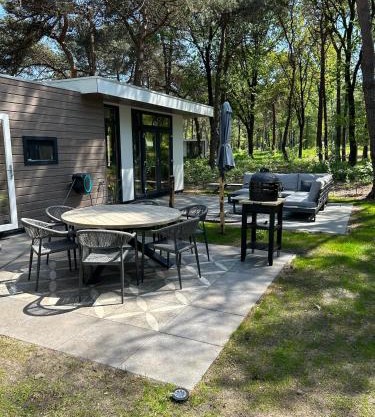 Bos chalet Hellendoorn met Hottub