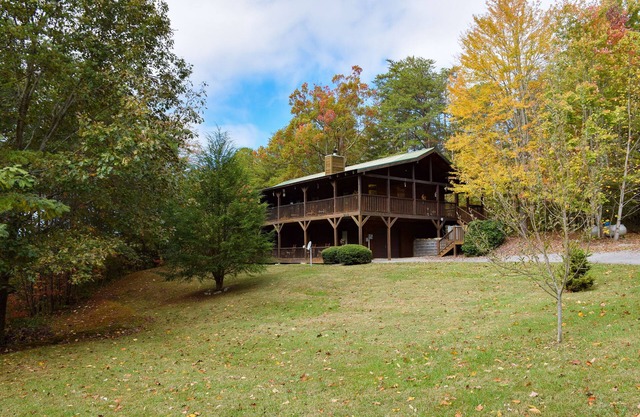 Boundary Haven - Family Friendly 3BR/3BA Cabin In Beautiful Wears Valley Bordering National Park!