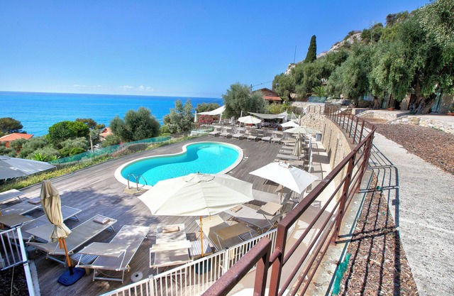 Boutique Pool Apt. Balzi Rossi - Roma 1, Ventimiglia, Italy