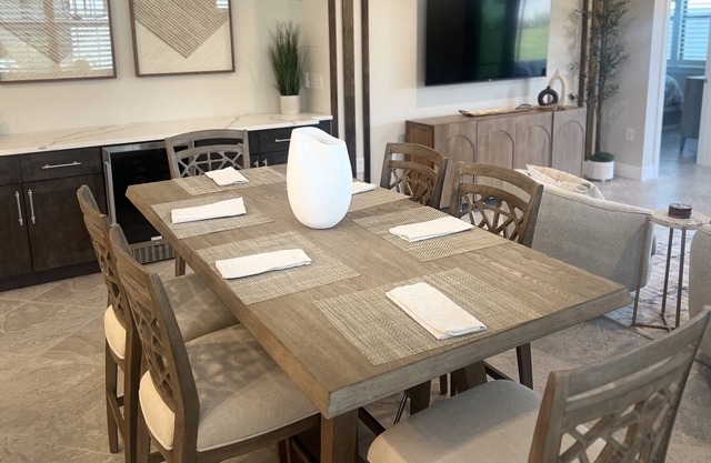 Brand new 2 bedroom, 2 bath Villa, at the beautiful Esplande Lake Club