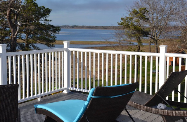 Brand New 6 Bedrooms, 5.5 baths, with water views, sleeps 18