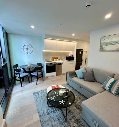 Brand New Apartment CBD High Rise With Ocean View on the Doorstep of Courtenay Place