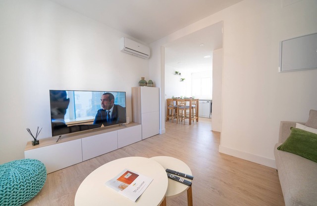 Brand new apartment in Malaga center a few steps from the pedestrian area.