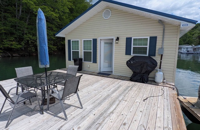 Brand New Floating Home on Norris Lake : Sleeps 12 : Swim, Grill & Relax! #3
