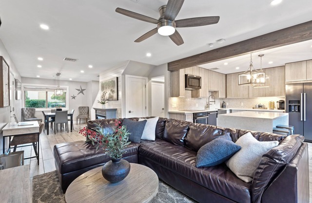 BRAND NEW Luxury Bungalow with 4 heated pools