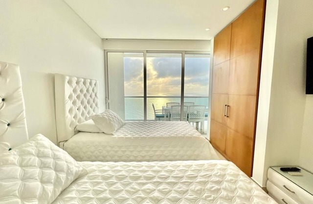 Brand New Spectacular sea front condo