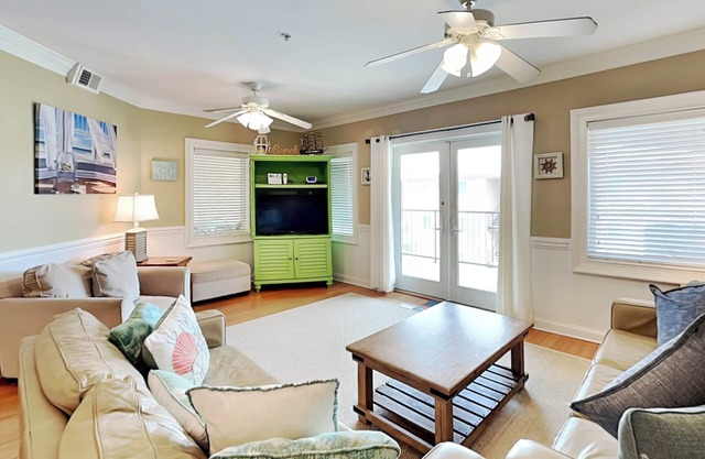 Brass Rail Villas