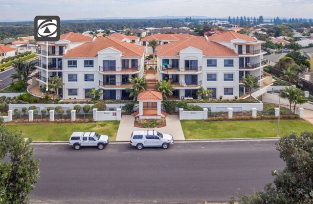 Breakers Waves - Unit 3 Block 2