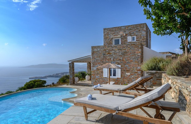 Breathtaking sea view - Swimming pool - 5' from the beach + tavern