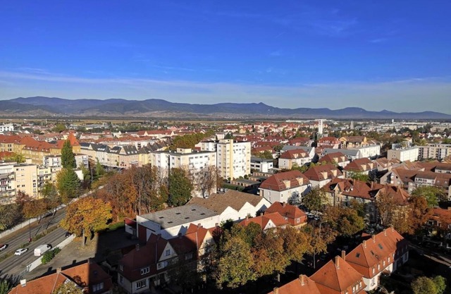 Breathtaking view of Colmar - Beautiful 15th-floor apartment with elevator and parking space