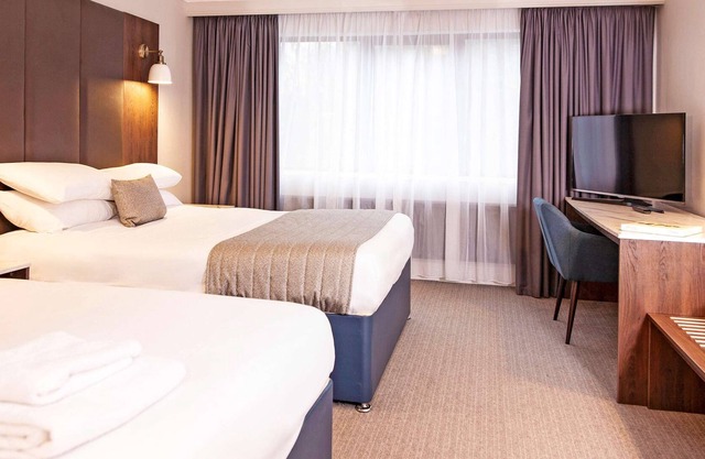 Bredbury Hall Hotel