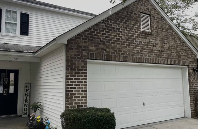 Breezy 5-Bed Home with Walk-In Closets, Fenced Yard, Lagoon View, and Utilities