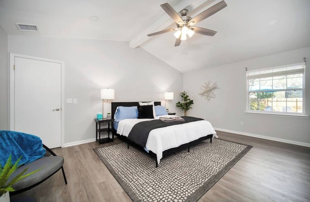 ~Breezy Blue Bliss Sleeps 13 Cool Pool~