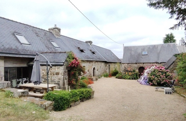 Breton house in the heart of the Monts d'Arrée
